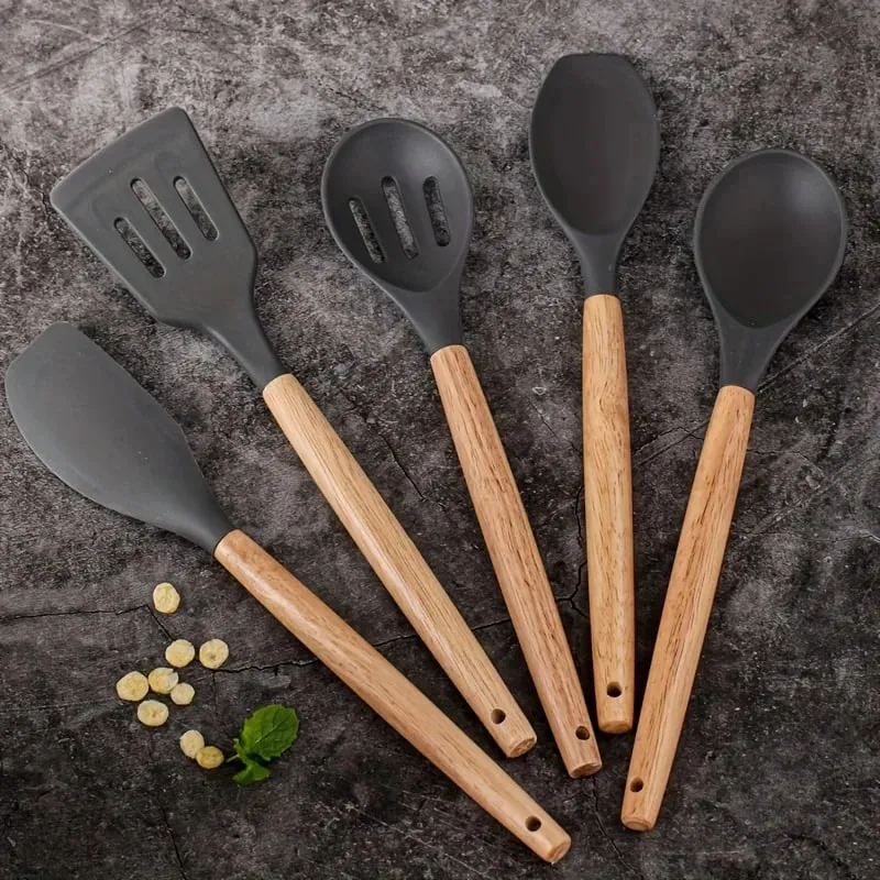 Conjunto de utensílios de silicone 14 unidades com suporte de plástico — image 13