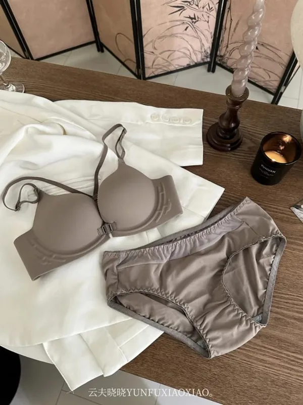 Conjunto de lingerie sem costas com fecho frontal e conjunto de sutiã pequeno, anti-flacidez, edificante, confortável e sem aro.