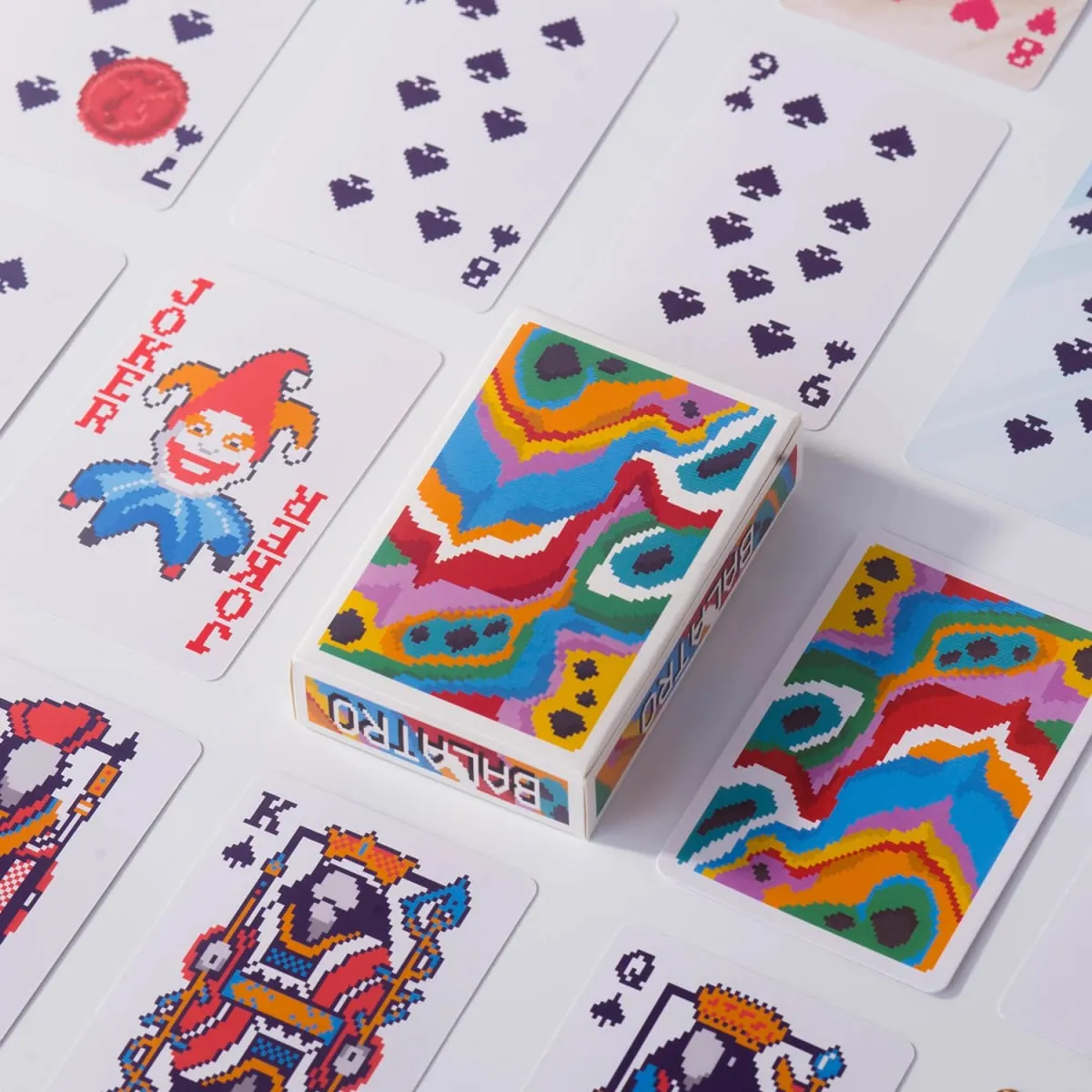 經典撲克牌套裝 - 聚會必備派對遊戲桌遊和節日樂趣耐用便攜式撲克牌 — image 1