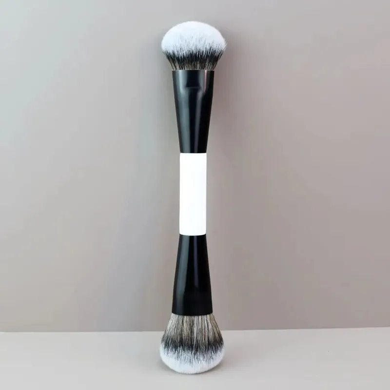 1pc dupla extremidade angular fundação pincéis de maquiagem multifuncional blush compõem escova madeira lidar com ferramenta cosmética mari f4