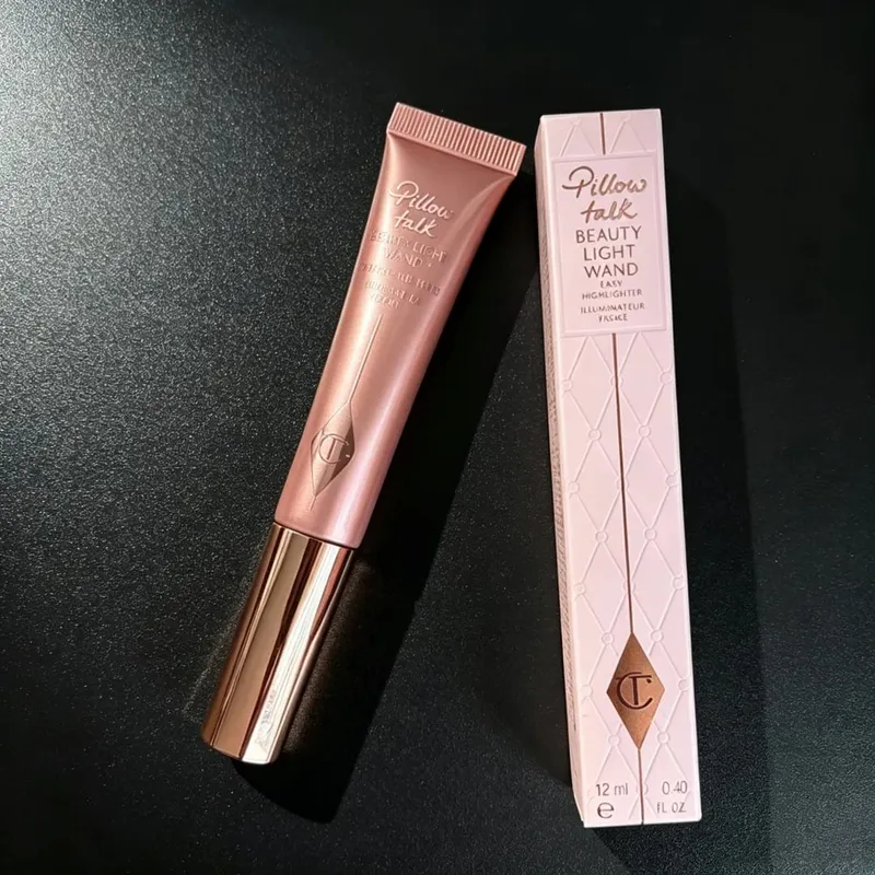 Charlotte Tilbury Liquid Contour Featherlight&Serum Foundation Luminous&Cream Blush Velvety Waterproof Smooth Blendable Makeup