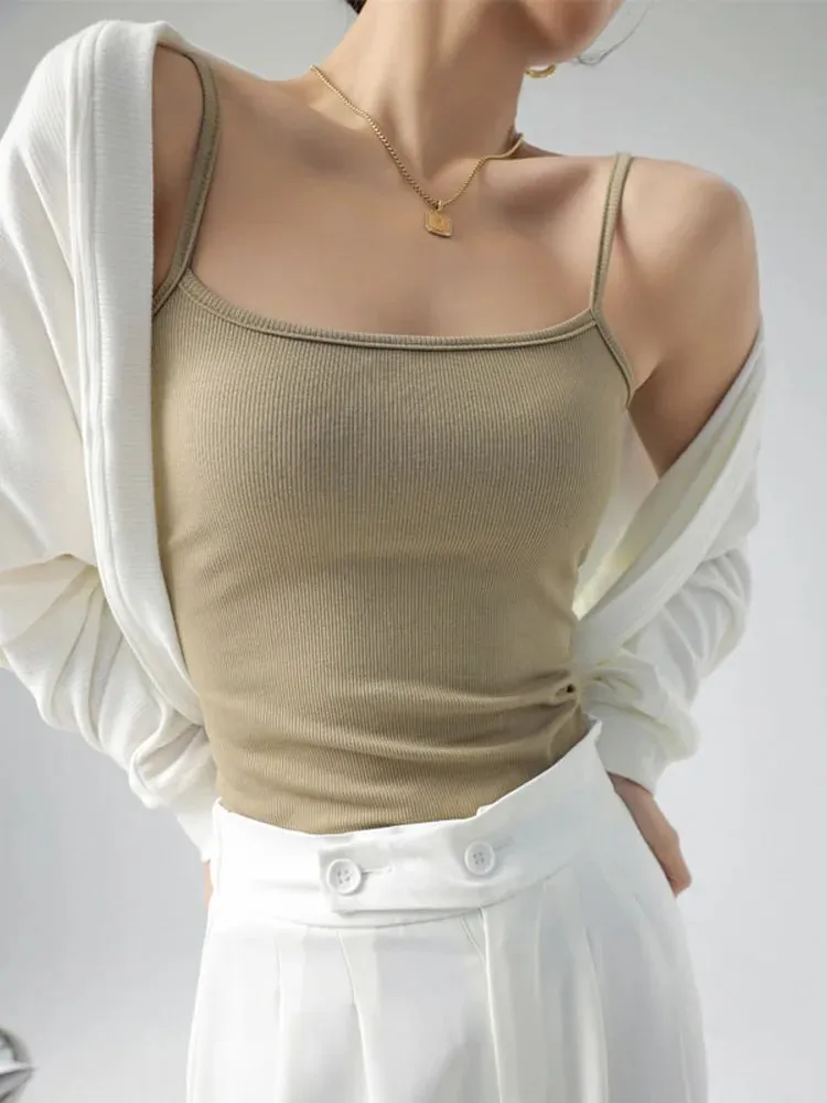 Regata feminina básica sem mangas de verão com alça espaguete slim fit elástica de malha de cor sólida