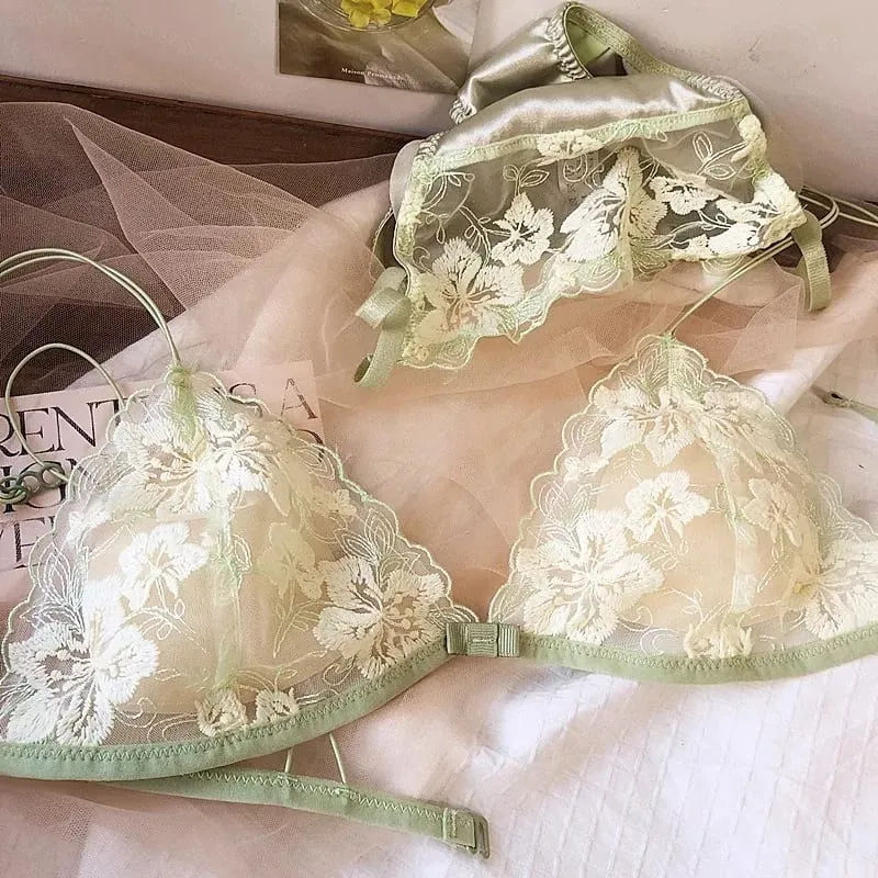 French Niche Lingerie Set Embroidered Mesh Triangle Cup Wireless Bralette Retro Lace Thin Sexy Comfortable Bra USA Tushy MOYISU