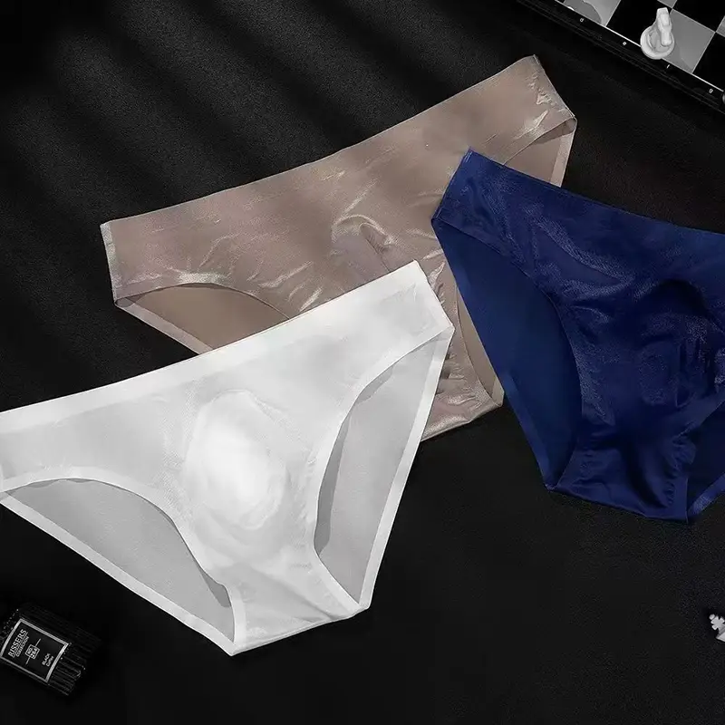 Men Ice Silk Briefs Ultra-thin Seamless Sexy Panties Quick Drying U Bulge Pouch Breathable Underwear Luxury Glossy Underpants