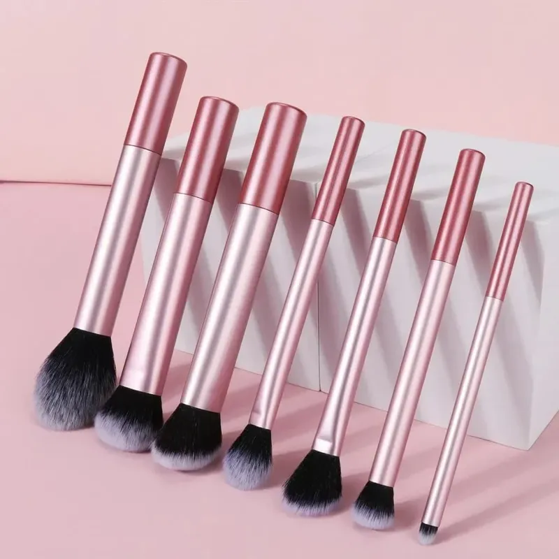 Conjunto de pincéis de maquiagem macios e fofos, base para sombra de olho, pó cosmético feminino, blush, mistura de beleza, ferramenta de beleza