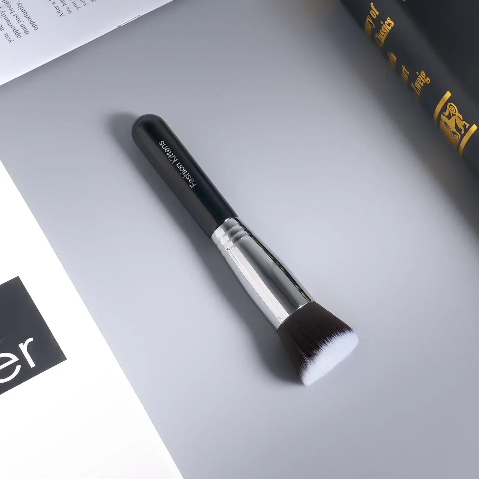 Pincel de pó profissional pincéis de maquiagem preto multifuncional fundação blush escultura bronzer escova compõem ferramentas