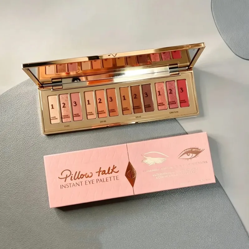 Charlotte Tilbury Setting Spray 16H à prova d'água sem peso e varinha de contorno misturável edificável e sombra 12Pan intensamente pigmentada