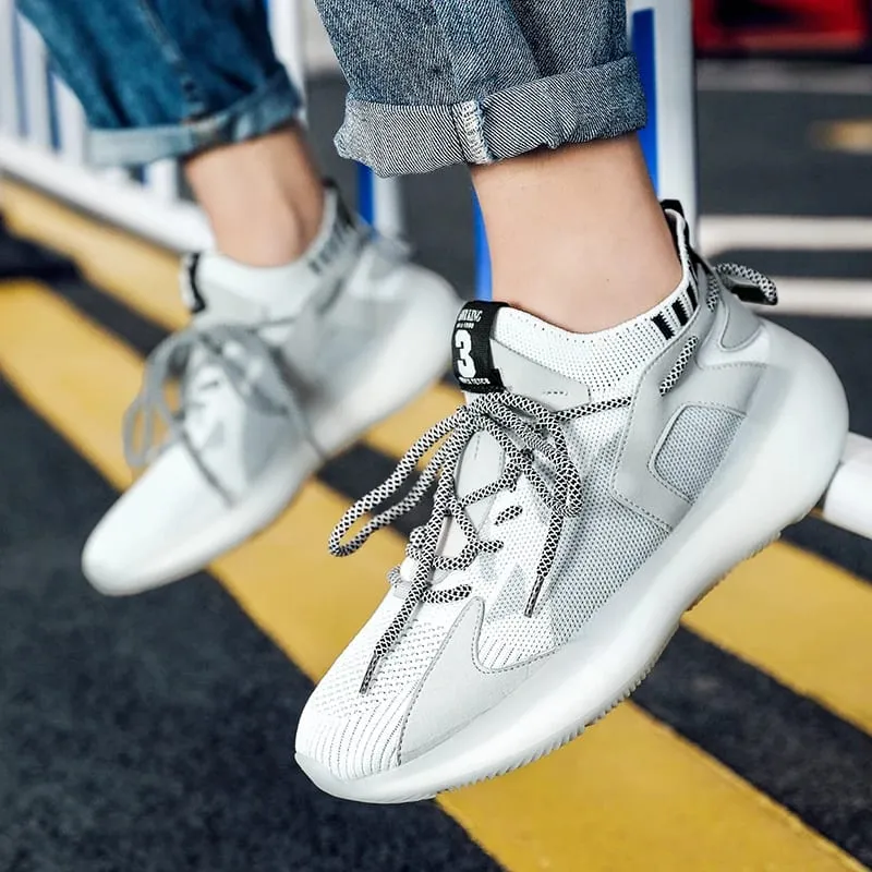 Verão sapatos de malha de grandes dimensões de coco para homens leves e confortáveis ​​sapatos esportivos de pé grande estudante pipoca tênis de corrida 46