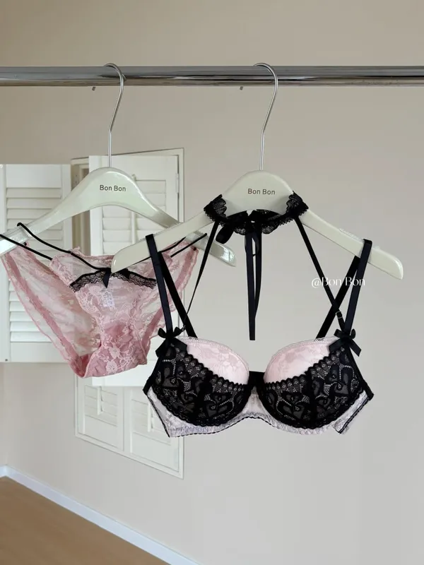 Conjunto de sutiã de renda romântico francês halter pescoço feminino push up suporte macio elástico lingerie roupa interior pequeno busto セクシーな S-XL