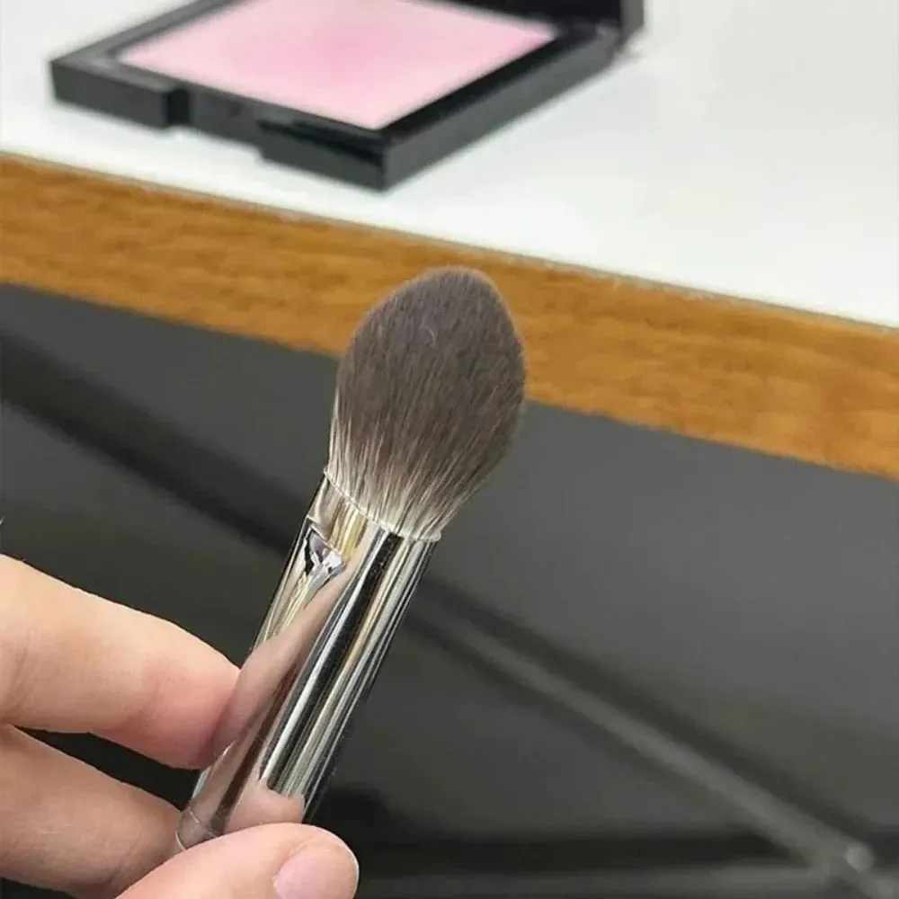1/2 pçs mini pêssego coração blush escova pequena plana precisa rosto escova multi uso para pó creme líquido blush beleza maquiagem presente