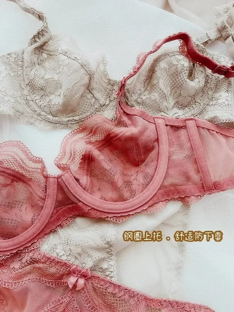 Conjunto de calcinha e sutiã de renda ultrafino push-up com acolchoamento leve Lingerie transparente em tamanhos grandes
