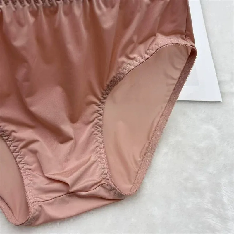Ultra-Thin Silky Ice Silk Elastic Soft Close-Fitting Fabric Men's Daily Comfort Underwear Breathable Briefs men underwear sexy