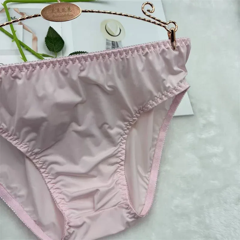 Ultra-Thin Silky Ice Silk Elastic Soft Close-Fitting Fabric Men's Daily Comfort Underwear Breathable Briefs men underwear sexy
