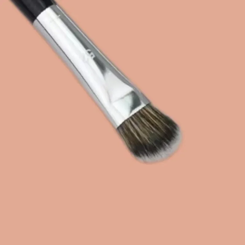 1/2Piece Foundation Concealer Brush Face Shadow Broom Eyeshadow Stippling Concealer Brushes Makeup Tools model 52#