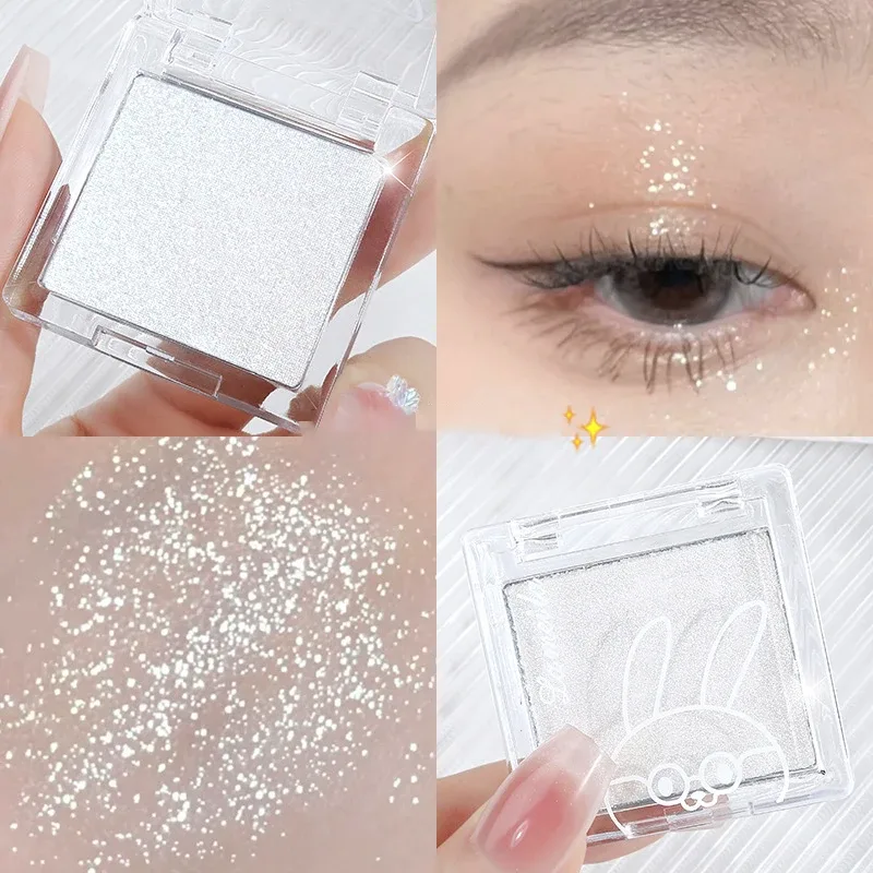 Paleta de iluminador facial branco puro fosco, monocromático, sombra de jade perolada, iluminador natural, maquiagem de contorno