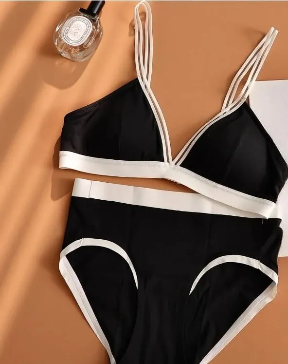 Deep V Triangle Bra for Women Small Bust Slight Gather Thin Strap Beauty Back French Style Seamless Light Soft Lingerie 32-38AB