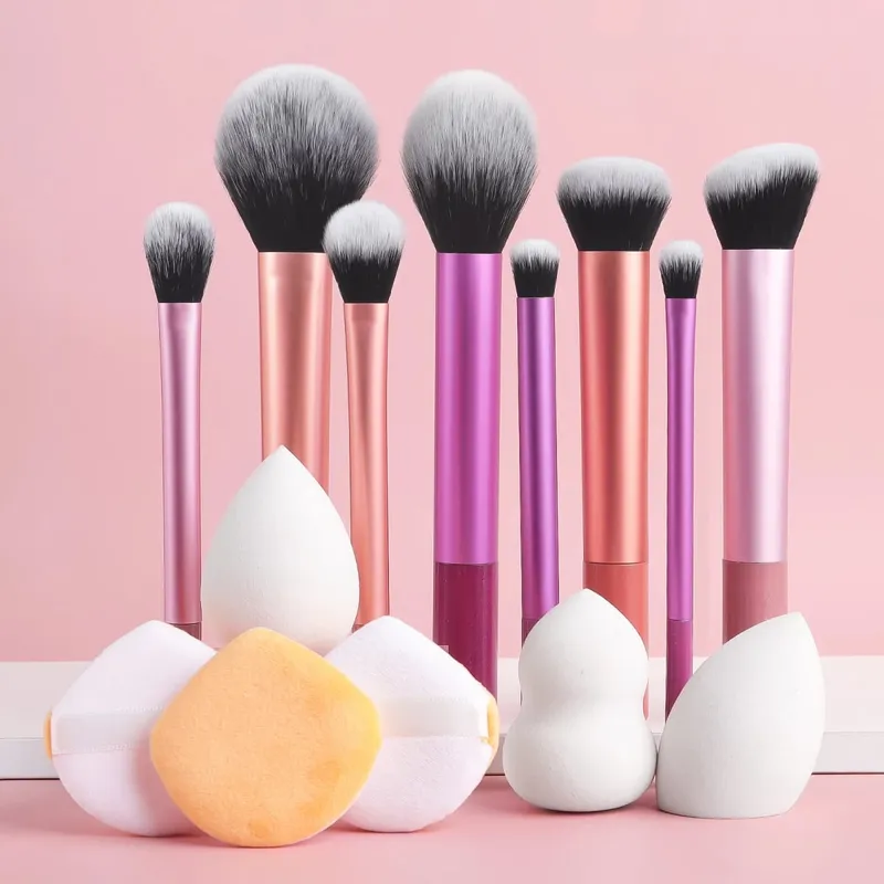 Conjunto de ferramentas de maquiagem de 28 peças - pincéis de maquiagem profissionais de 8 peças + conjunto de produtos de higiene pessoal e tigela de lavagem e combinação de ovo de esponja folhada — image 3
