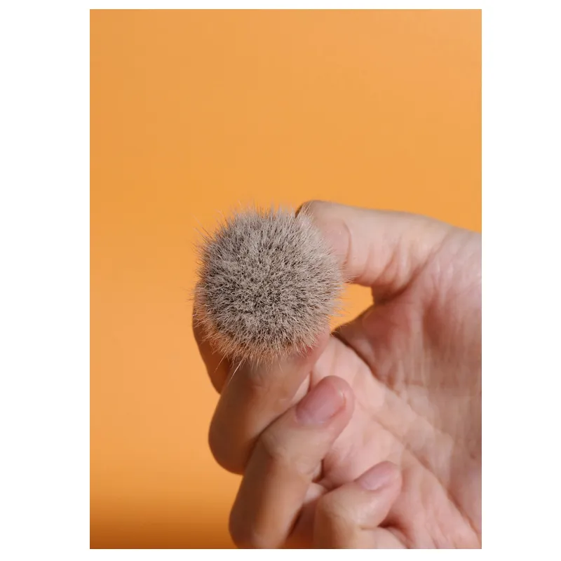 DS14 Professional Handmade Make Up Brush Medium Flat Top Stippling Blush Brush Soft Goat Hair Raw Lacquer Handle Makeup Brushes
