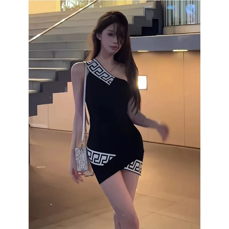 Black Skew Collar Off Shoulder Dresses Female Temperament Irregular Mini Dress Summer Slim Trend Bodycon Sleeveless Sexy Dress