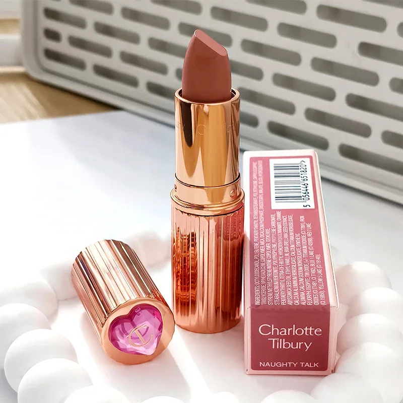 Charlotte Jelly Lip Gloss Alto Brilho Hidratante Volumizante Vitamina E para Uso Diário Gloss Bálsamo Natural Tilbury Cosméticos