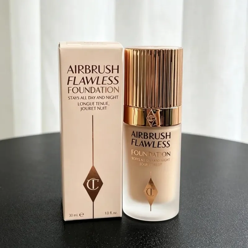 Charlotte Tilbury 霧面定妝粉餅 4 色粉底液好萊塢無瑕濾鏡 CT 化妝包禮品化妝品 — image 22