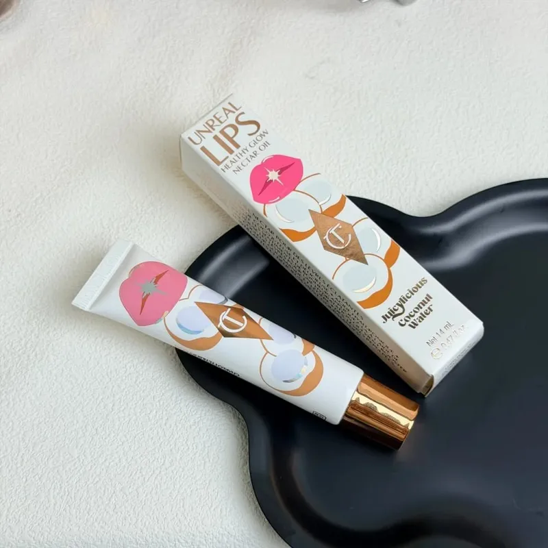 Charlotte Tilbury 霧面定妝粉餅 4 色粉底液好萊塢無瑕濾鏡 CT 化妝包禮品化妝品 — image 29