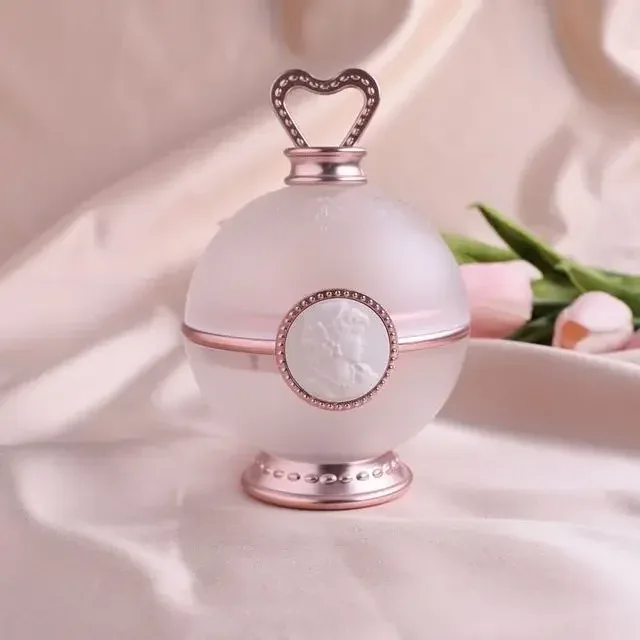 Laduree Queens Brush Holders White Pink Luxurious Makeup Brushes Cylinders Storage Containers