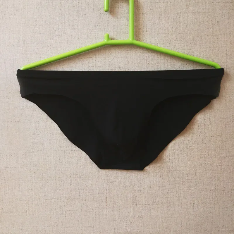 Sensação livre de seda gelo sem costura cuecas masculinas sólidas cuecas ultra-finas masculinas sem costura cintura baixa roupa interior macia