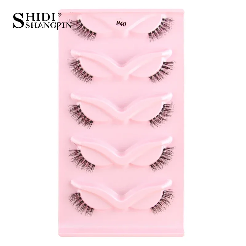 Half Lashes Cat Eye Lashes 3D Natural Winged End Eye Elongated Lashes Fox Eye Lashes Faux Mink Lashes Makeup