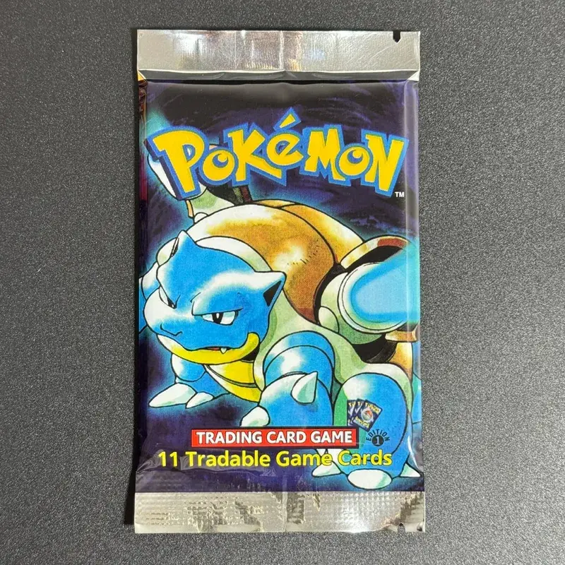 1ST Edition Base Set 1999 Booster Pack TCG Base Set Unlimited Game Cards Pokemon Charizard Blastoise Venusaur PTCG Collectible