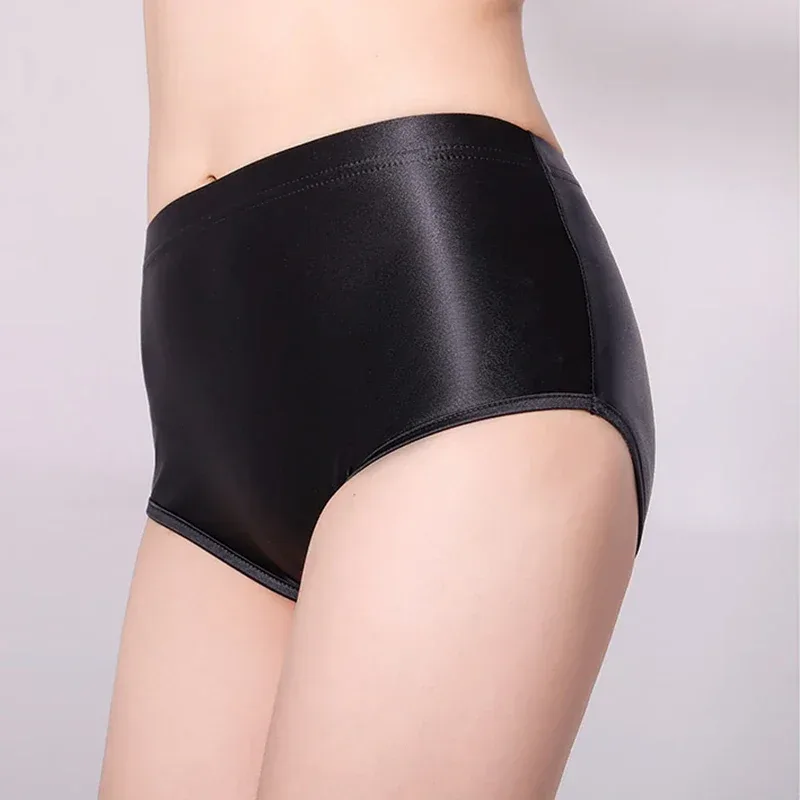 Brilhante sem costura elastano shorts sedoso suave sexy calças sólidas calças de cintura alta motociclista correndo treino cuecas masculinas