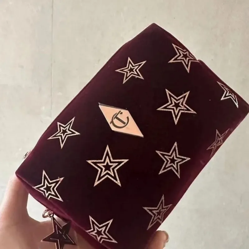 Charlotte Tilbury 霧面定妝粉餅 4 色粉底液好萊塢無瑕濾鏡 CT 化妝包禮品化妝品 — image 18