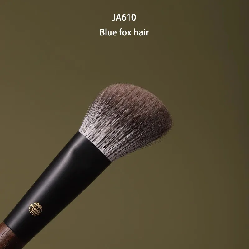 Professional Handmade Makeup Brushes 1PC Squirrel Fox Horse Goat Hair Angled Contour Brush Walnut Handle Make Up Brush