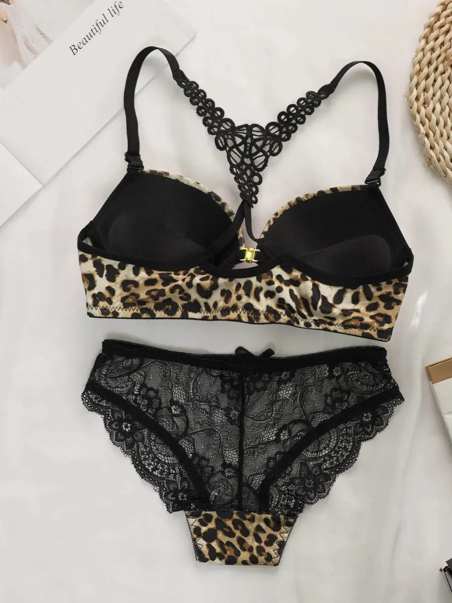 Senhoras nova estampa de leopardo sexy e confortável frente bbutton bela volta roupa interior renda triângulo conjunto a3159