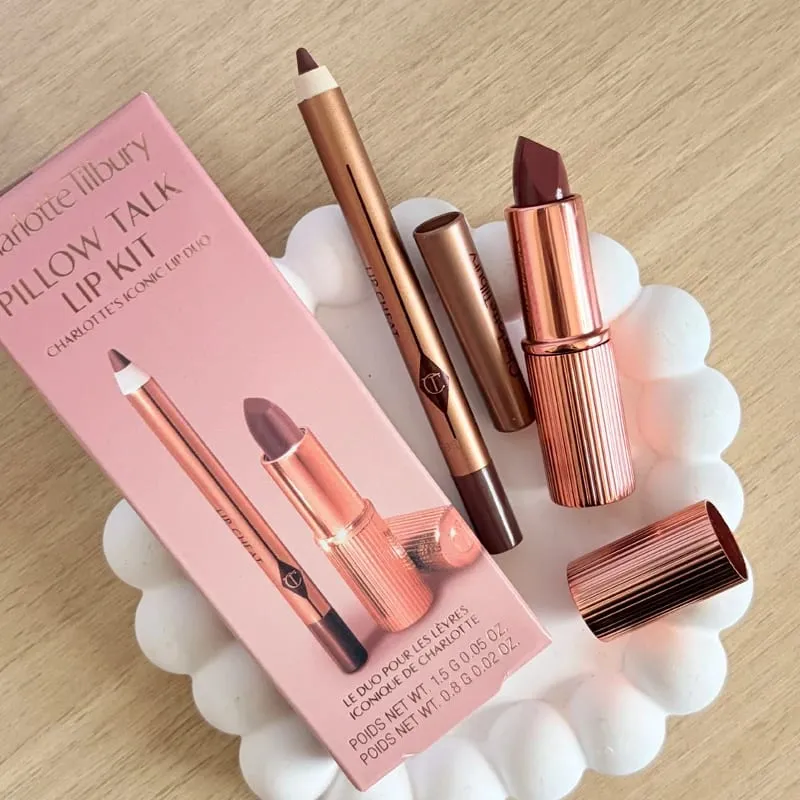 Conjuntos de maquiagem CT Batom Luz Rosa Médio Rosa Plumps Gloss Lip Tint em forma de coração Dois tons Blush Lip Liner Paleta de sombras
