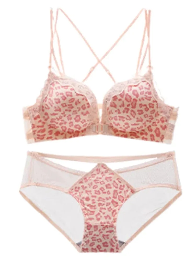 Conjunto de sutiã de fixação frontal com estampa de leopardo confortável para mulheres sem costas peito pequeno melhorando lingerie venda quente