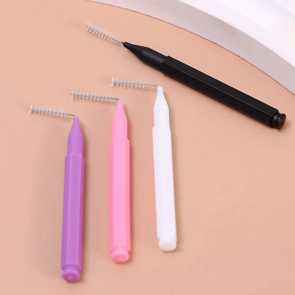 50pcs Mini Eyebrow Brush Disposable Lightweight Brow Lifting Brushes Portable Eyelash Extension Comb Perm Brush Lash Accessories