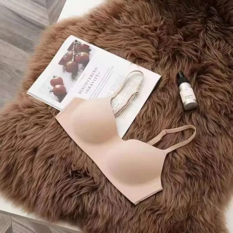 Sutiã sem fio macio e confortável, tecido respirável, copo fino, push up, design reunido, tubo sem fio, lingerie, beleza