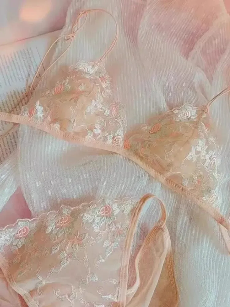 Francês puro desejo bordado renda sonho triângulo copo sem underwire cinto fino pequeno conjunto de sutiã ultra-fino sexy conjunto de sutiã