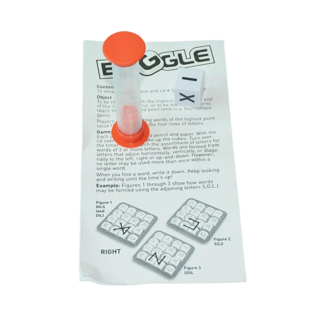 "Boggle: o jogo de dados de busca de palavras em ritmo acelerado de 3 minutos" Jogo de ortografia de dados Jogo de ortografia de dados Quebra-cabeça de cartas Jogo de tabuleiro interativo Ideal para festas Perfeito como presente de Natal.