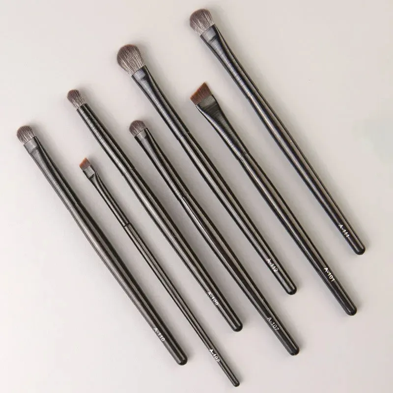 Pincéis de cerdas macias para sombra, conjunto de 9 peças, maquiagem para os olhos, manchas, delineador disfarçado, detalhe dos olhos, pequenos pincéis de maquiagem