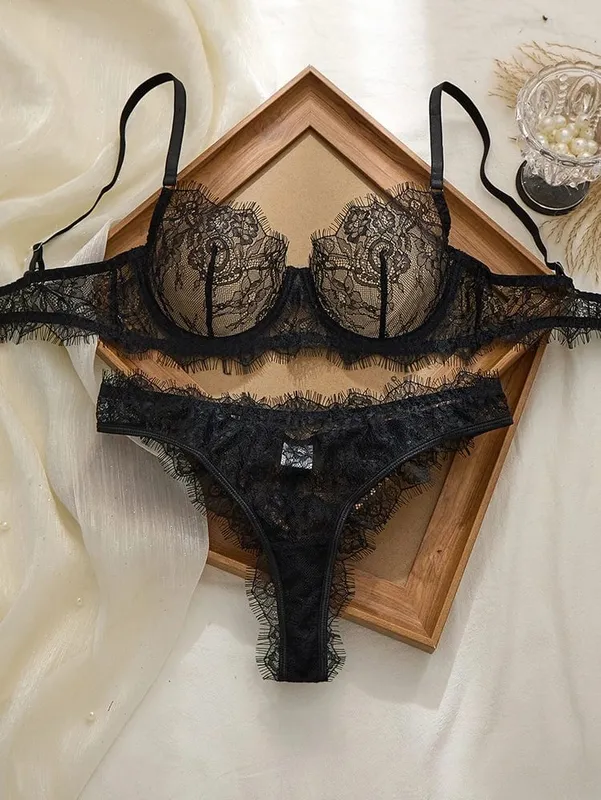Conjunto de sutiã e calcinha de renda fina estilo básico feminino sem costura camada única roupa íntima confortável