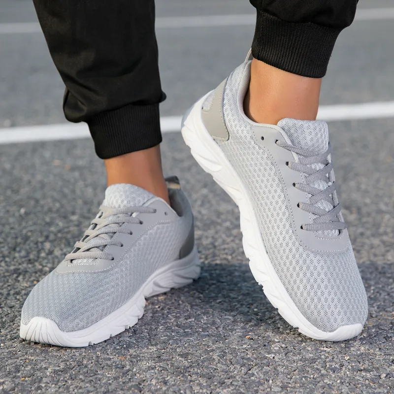 Sólido preto masculino sapatos atléticos oco malha superior antiderrapante luz sola jogging treinamento casual viagem diária esporte ao ar livre footwea