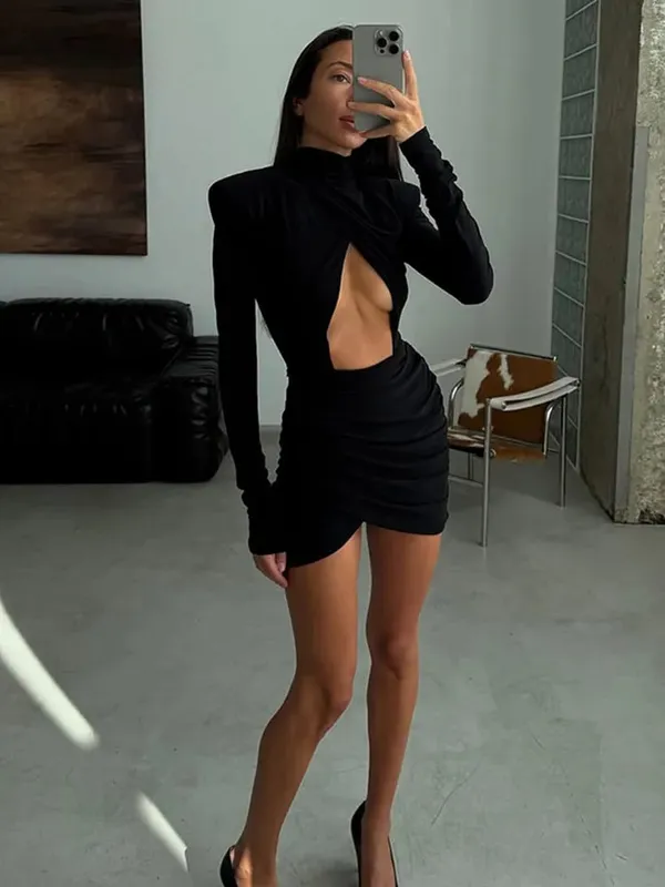 여성 섹시 솔리드 Pleated 드레스 레이디 세련된 오프 어깨 Backless Strapless 높은 허리 분할 드레스 2026 여름 저녁 파티 가운