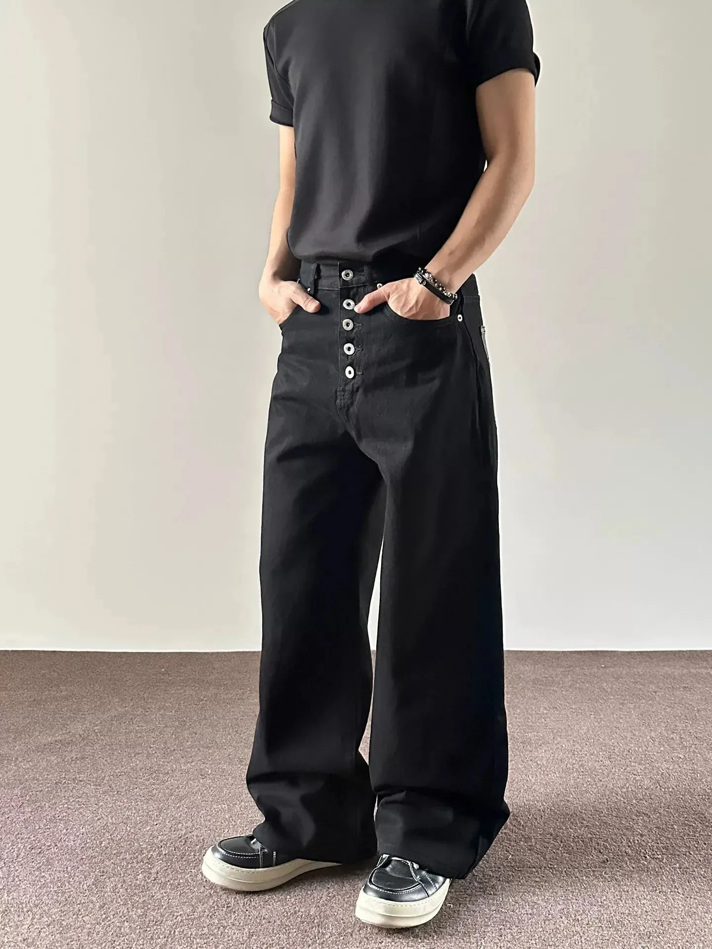 Jeans masculinos preto baggy denim calças estilo americano rebite cinco botão bolso solto ajuste streetwear homem calças