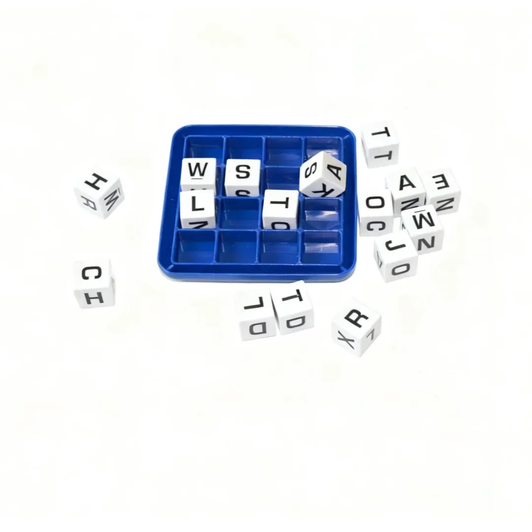 "Boggle: o jogo de dados de busca de palavras em ritmo acelerado de 3 minutos" Jogo de ortografia de dados Jogo de ortografia de dados Quebra-cabeça de cartas Jogo de tabuleiro interativo Ideal para festas Perfeito como presente de Natal.
