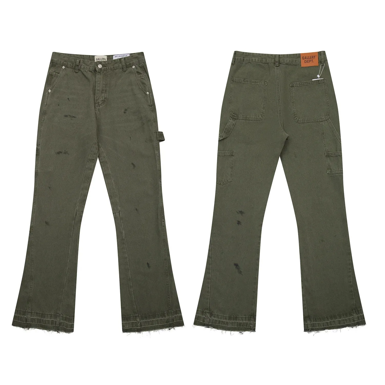 Calça jeans boca de sino lavada e gasta com patchwork