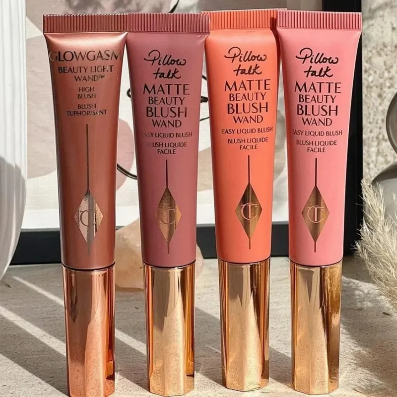 Charlotte Tilbury Liquid Contour Featherlight&Serum Foundation Luminous&Cream Blush Velvety Waterproof Smooth Blendable Makeup
