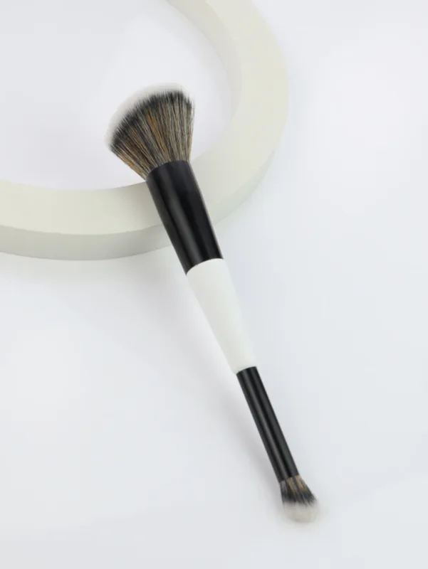 Pincéis de maquiagem de cabeça dupla 2 em 1, base angular plana, contorno corretivo para misturar pó solto, creme líquido, ferramentas cosméticas