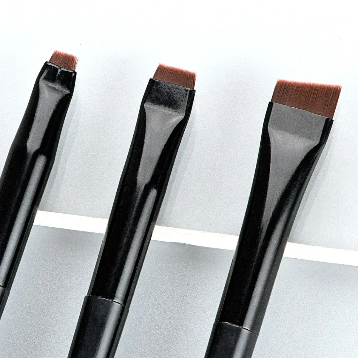3 pçs/set Lâmina Pincel Delineador Pincel de Sobrancelha Portátil Plano Fino Delineador de Sobrancelha Contorno Pincéis de Maquiagem Cosméticos Ferramenta de Maquiagem de Beleza